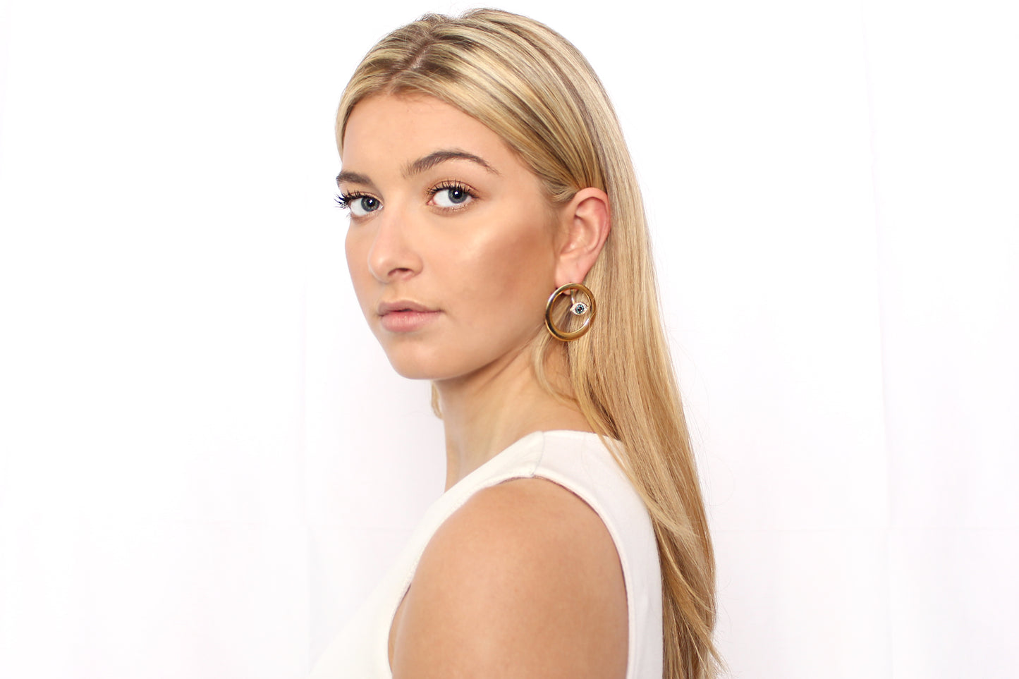 Round 14k Gold Diamond Eye Earrings