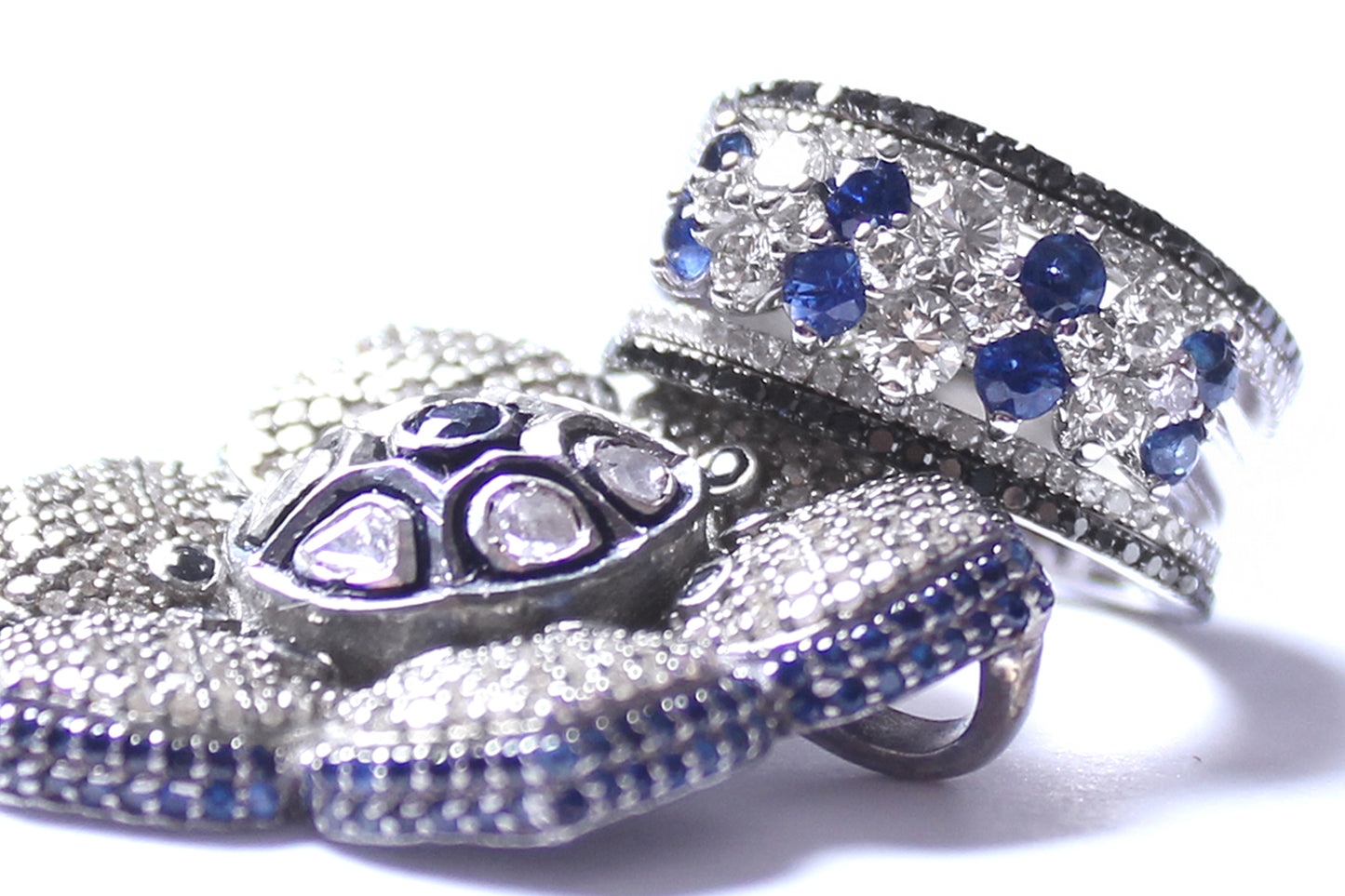 Sapphire White and Black 5 Tier Diamond Ring