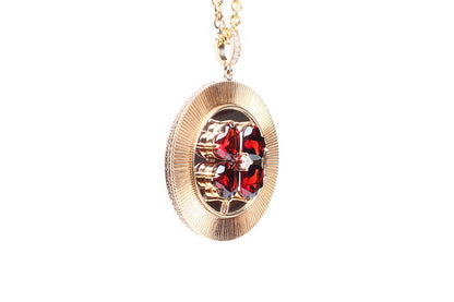 Signature Clover Diamond 14kGold Medallion 18k Yellow Gold Garnet Caracas Necklace