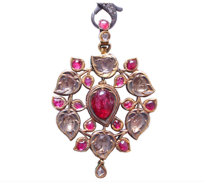 Vintage Detailed Ruby Crystal Diamond Gold Pendant
